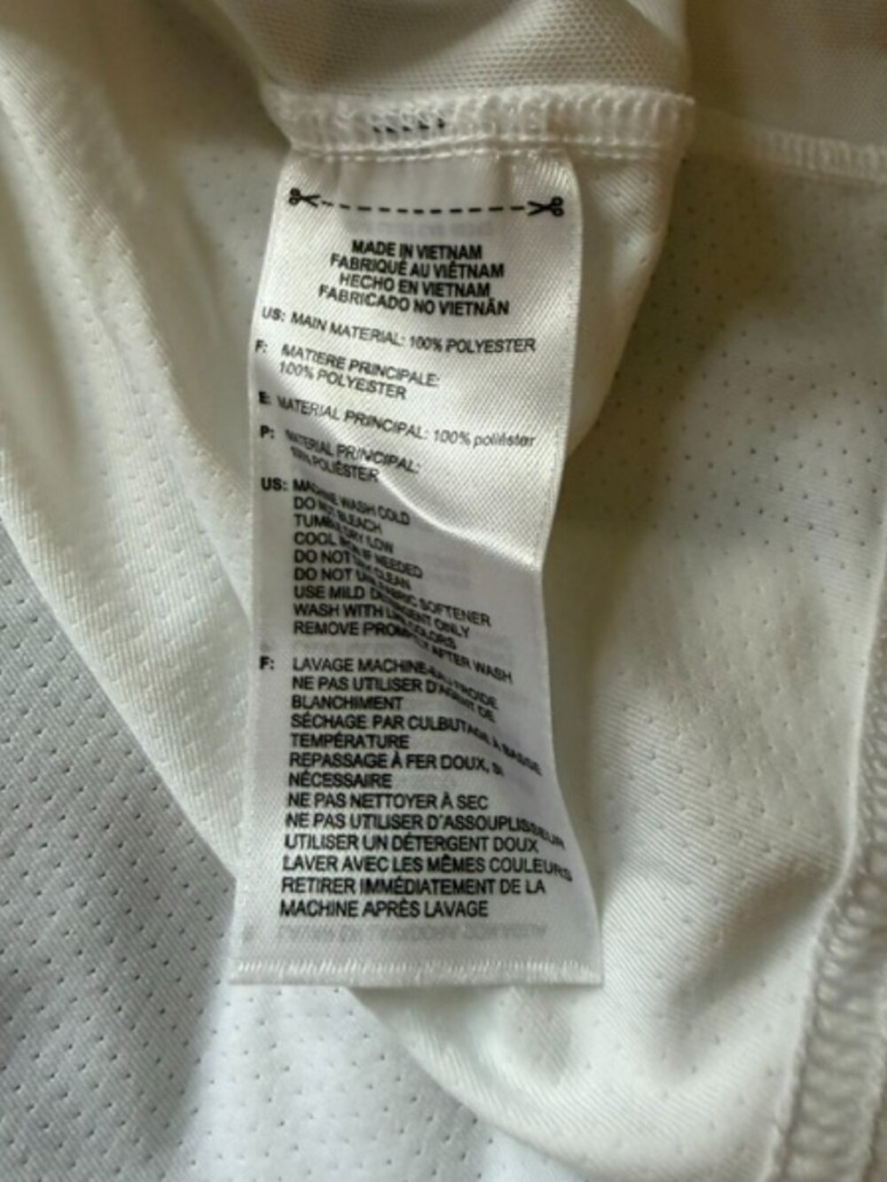 Adidas Women's White Golf Polo Shirt- size medium- like new- lightweight - Picture 6 of 7